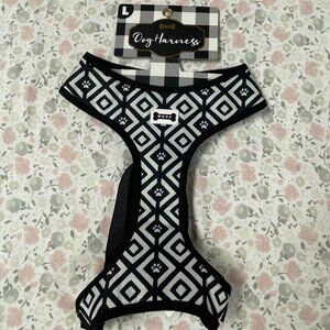 Dog Harness - Fashion Black & White Pattern - Size Large - NWT